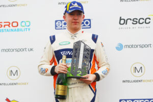 Ruben Hage achieves second place at Oulton Park